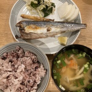 トビウオを捌いて食べました
